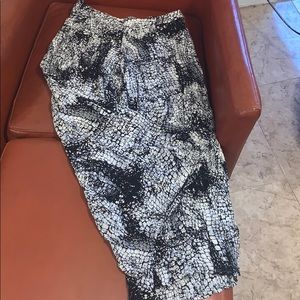 Wide leg high raise pant